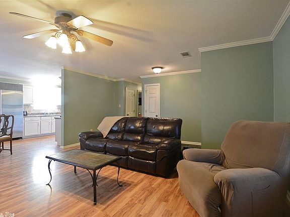 5th image of 803 Feather Dr