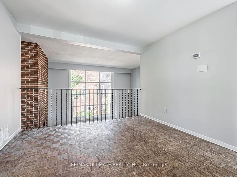 525 Balliol St #17 — Photo 14