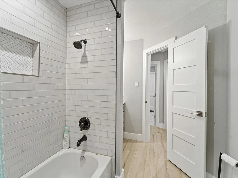 1841 Montana Sky Dr — Photo 34
