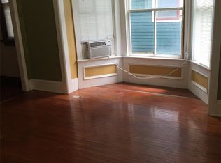 1238 Rhode Island St APT 1, Lawrence, KS 66044