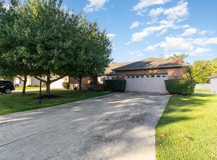 1096 Laura Ct, Hobart, IN 46342