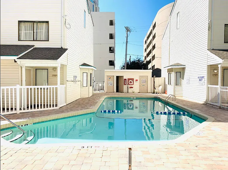 Studio, 350 sqft, $1,000 — Photo 3