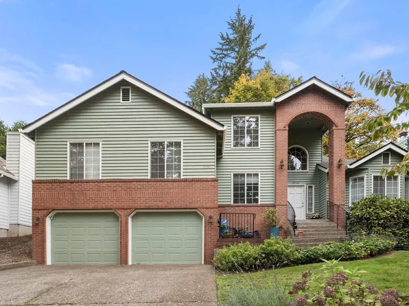 3721 SW Arnold St, Portland, OR 97219