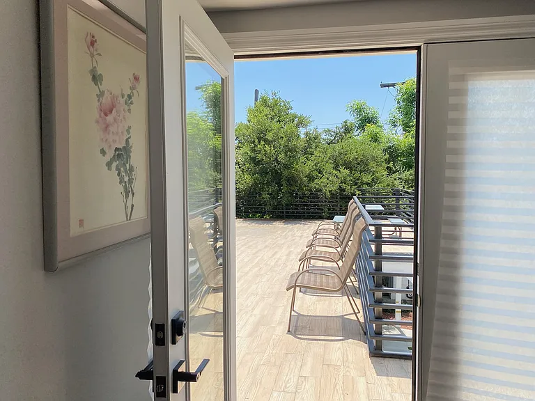 1842 E Del Mar Blvd — Photo 12