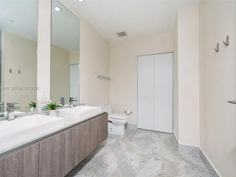 801 S Miami Ave #5207 — Photo 15