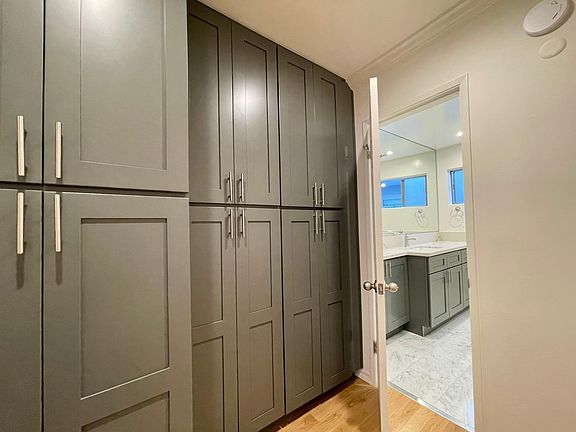 3rd image of 8219 Norton Ave APT 4