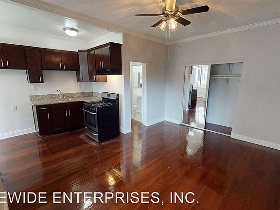 3rd image of 2410 Budlong Ave #C