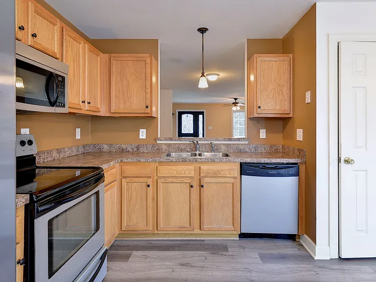 3108 Taylor Ave — Photo 18