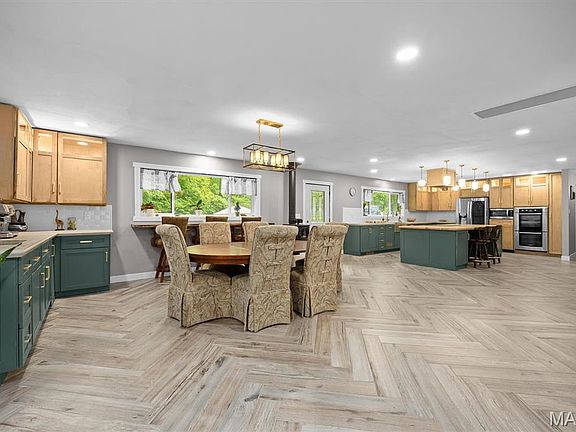 5th image of 103 Alpine Ln