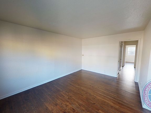 2nd image of 1214 & 1216 NE Prescott St #1214