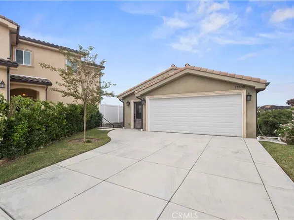 12515 Haleh Ln, Sylmar, CA 91342