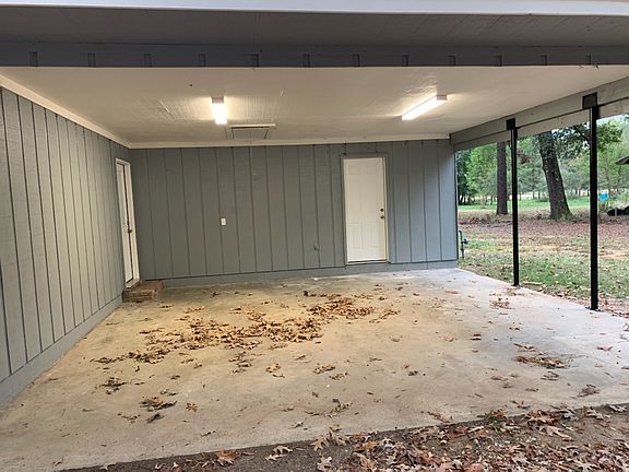 4th image of 535 Ouachita Ave #210