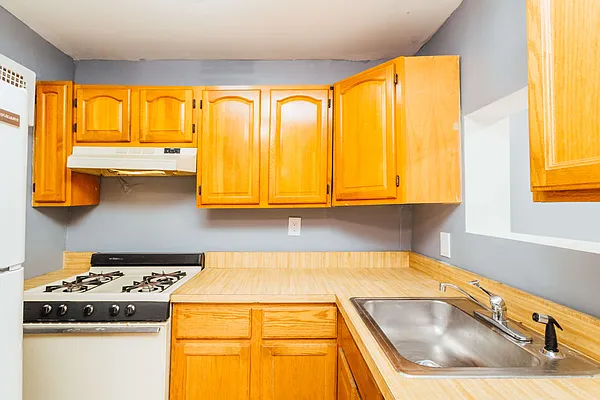 Rented by Nooklyn NYC LLC | media 11