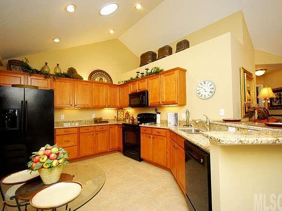 5th image of 803B Wynnshire Dr #8B