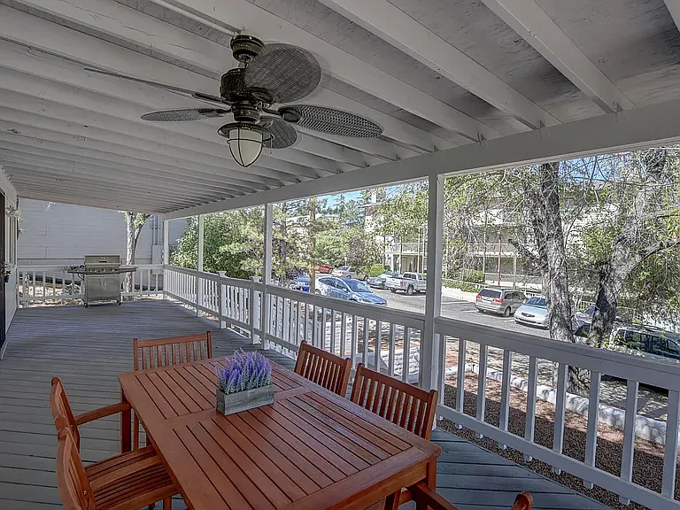 407 Hill Ave — Photo 3