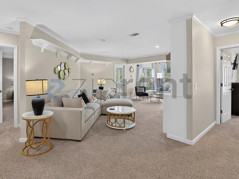 307 Hollyfax Cir — Photo 14