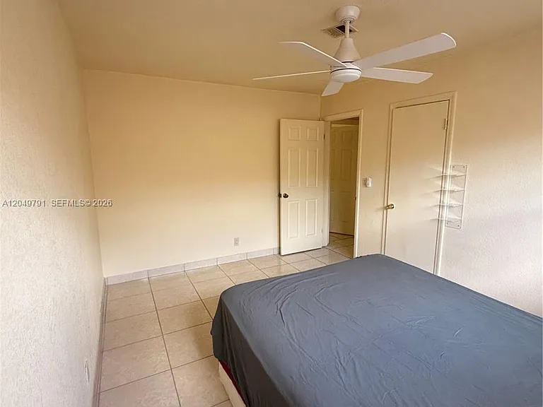 1141 NW 5th Ave #1-2 — Photo 9