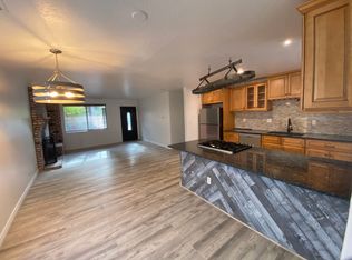 424 S B St #A, Lompoc, CA 93436