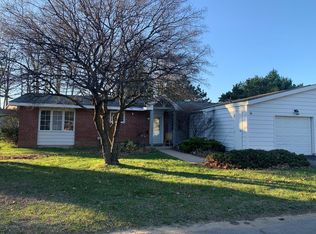 35 Maryland Rd, Plattsburgh, NY 12903