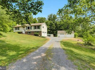2101 Longs Gap Rd, Carlisle, PA 17013