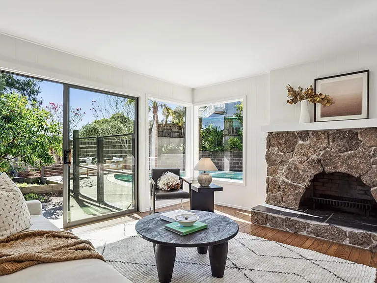 20 Stanton Way — Photo 4