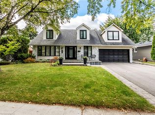 246 Simon Dr, Burlington, ON L7N1X9