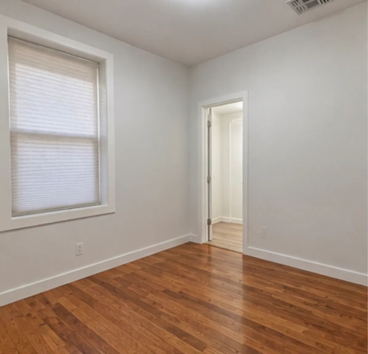 1 bed, 550 sqft, $2,100 — Photo 4