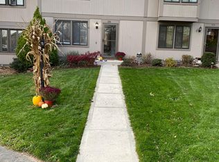 351 Ridge Point Cir, Bridgeville, PA 15017