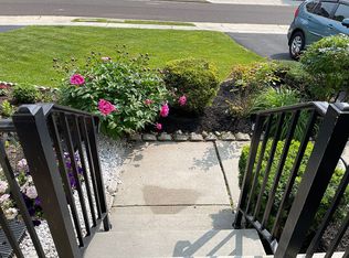 14 Wellington Rd, Newtown, PA 18940