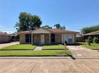 1805 S Sugar Ridge Dr, La Place, LA 70068