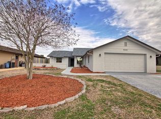 7025 Moravian Dr, Port Richey, FL 34668