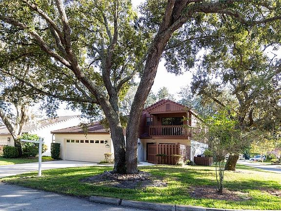 2nd image of 1145 W Winged Foot Cir