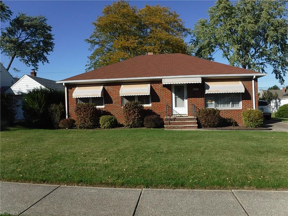 1st image of 2418 Lincoln Ave