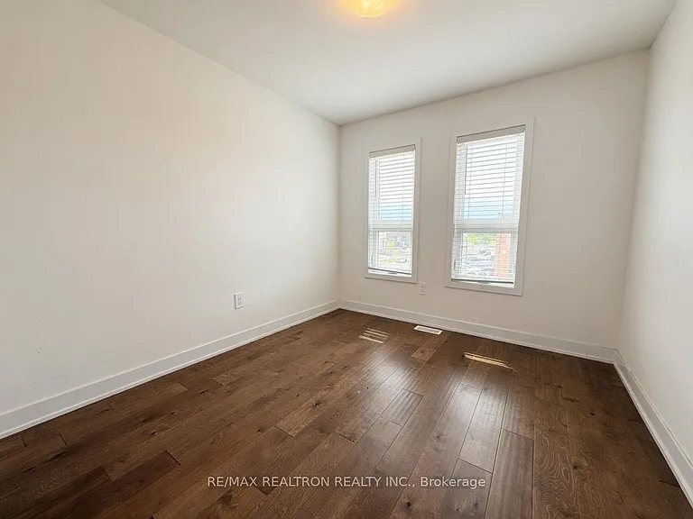 36 Westwood Ave — Photo 7