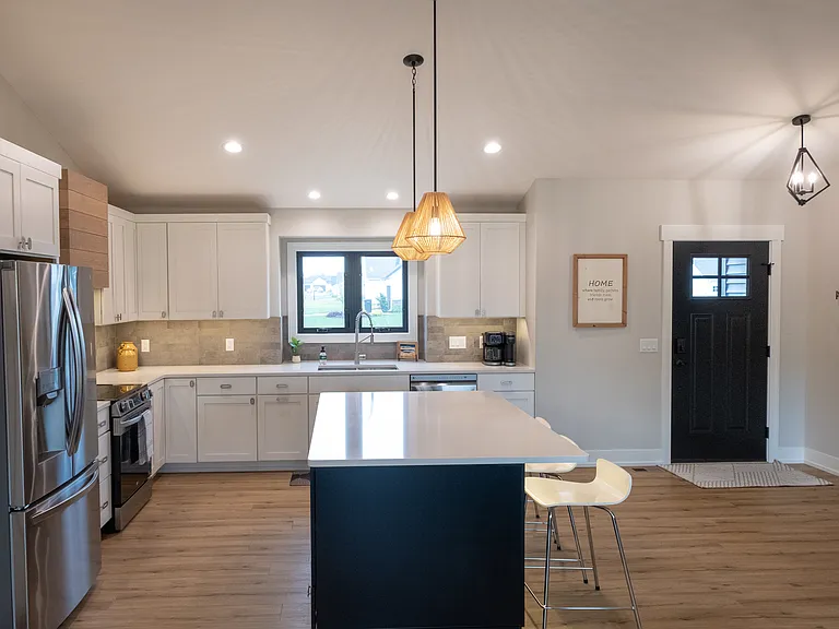 7269 Yellowstone Dr — Photo 10