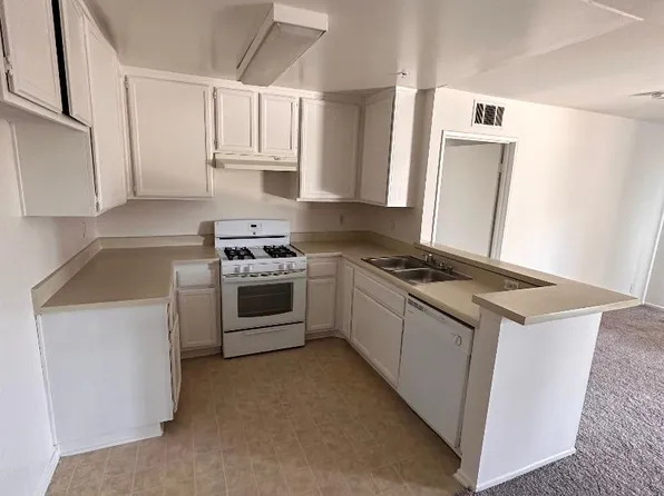 412 S Clementine St APT 111, Anaheim, CA 92805