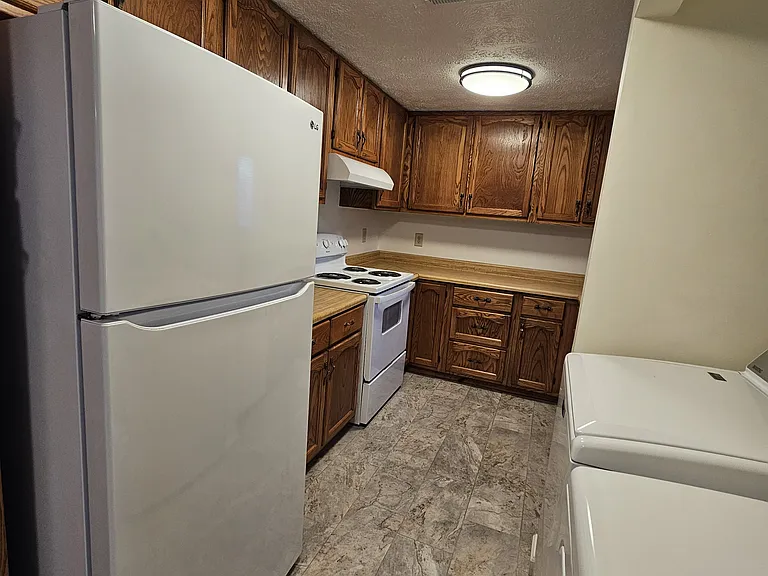 701 W High St #1/2 — Photo 12