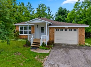 220 E 2nd St, Gaylord, MI 49735