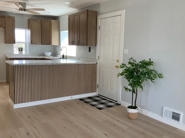 202 Tower Ave APT 1, Syracuse, NY 13206