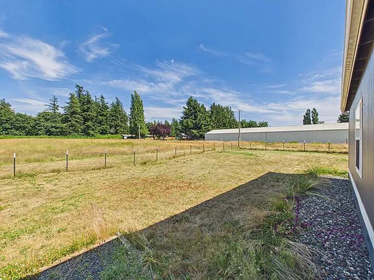 7420 Guide Meridian — Photo 31