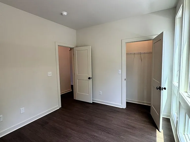 2508 Freeman Rd SW — Photo 5