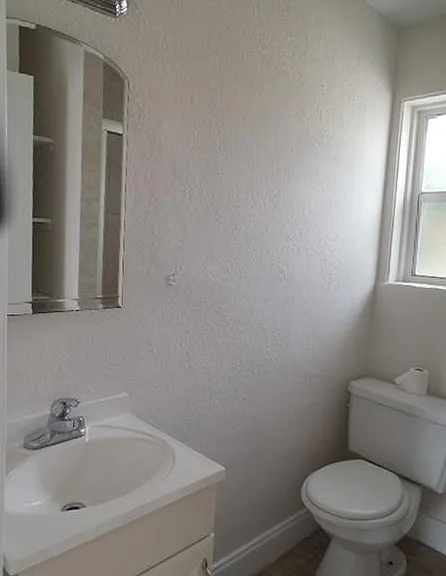 4565 N Ocean Dr #3 — Photo 5