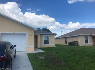 907 SE 13th St, Cape Coral, FL 33990