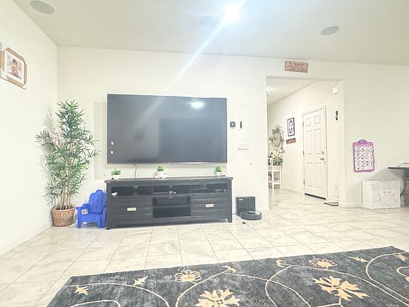 5th image of 176 Hermosa Ct