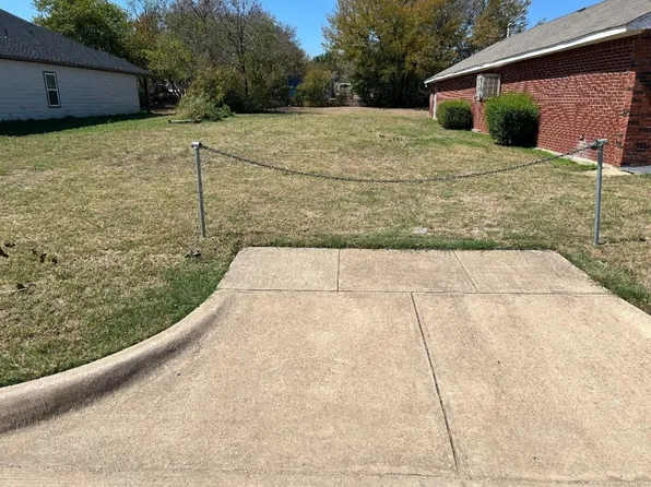 1724 Vera Ave, Fort Worth, TX 76105