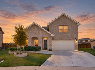 722 Lauren Grove Ln, Forney, TX 75126