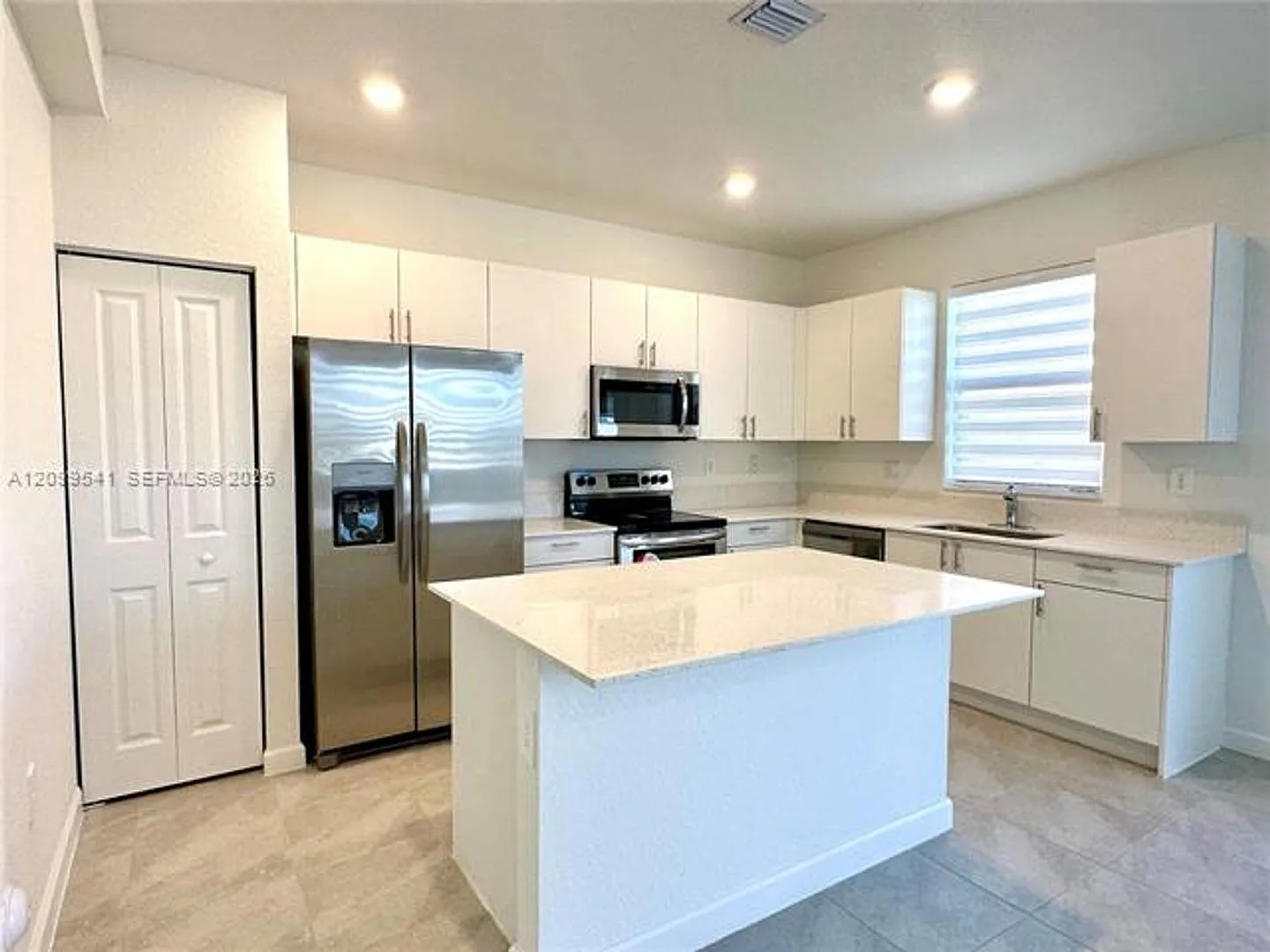 13030 SW 232nd Ter th 13030, Miami, FL 33032 — Photo 2