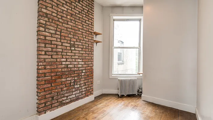 Rented by Nooklyn NYC LLC | media 7