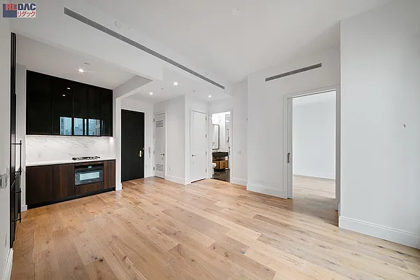 Rented by RELO REDAC INC. | media 13