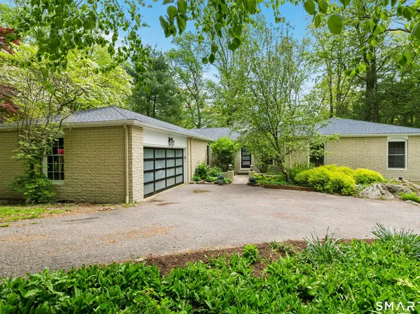 19 Timber Mill Circle, Stamford, CT 06903